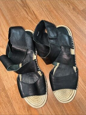 Eileen Fisher Black Leather Wrap Espadrille Sandals - Women